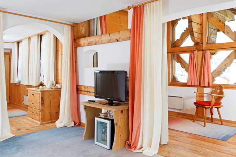 Schweizerhaus Swiss Quality Hotel Maloja Exterior foto