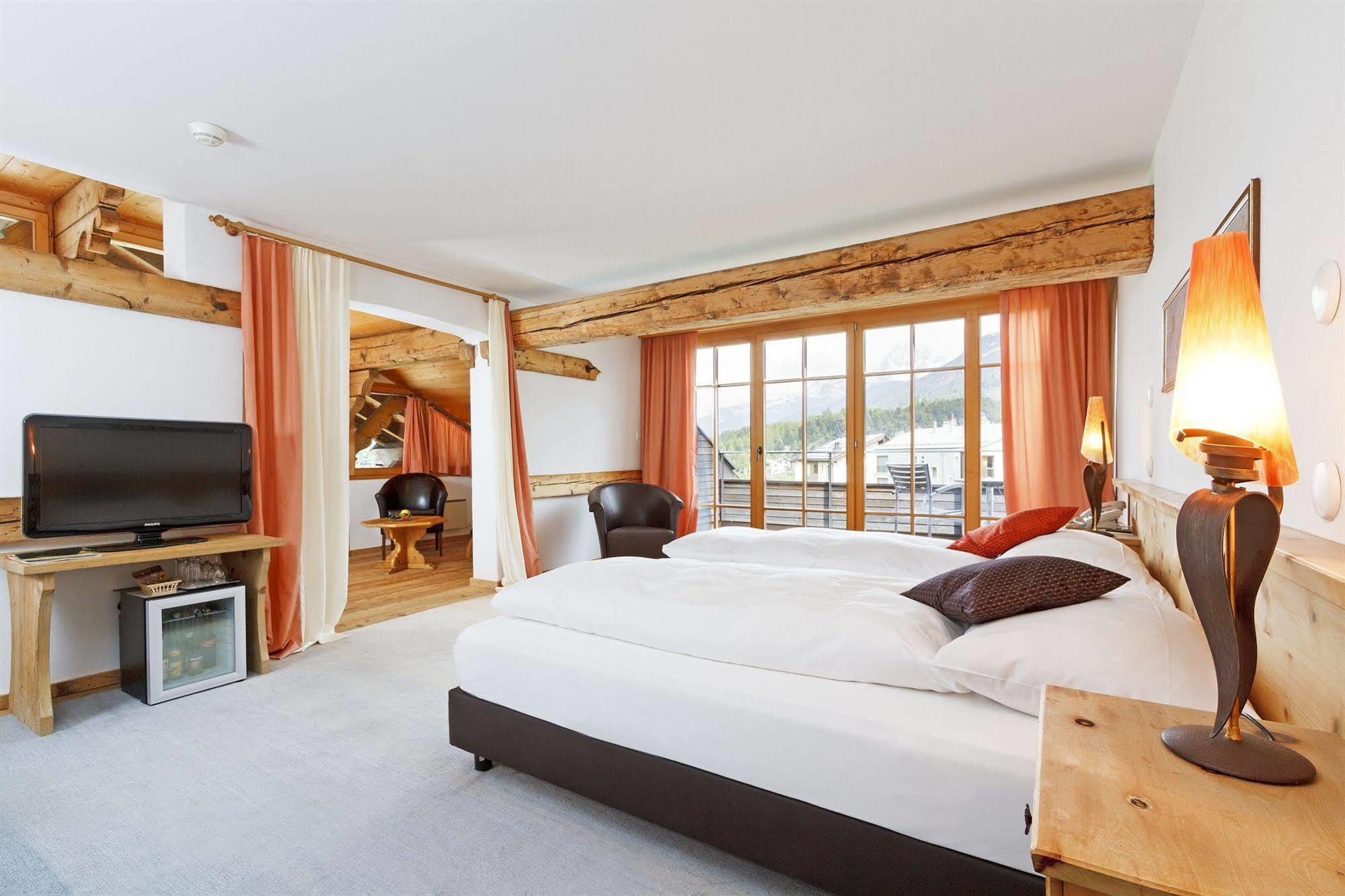 Schweizerhaus Swiss Quality Hotel Maloja Exterior foto